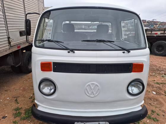 VOLKSWAGEN KOMBI 1.6 PICK-UP CS 8V ÁLCOOL 2P MANUAL